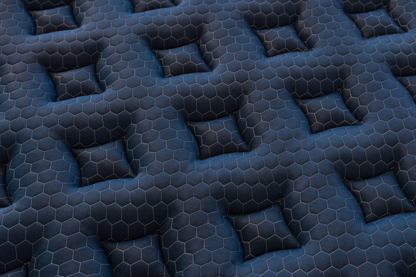 Signature Hybrid Mattress With Cloud Cooling Pillowtop